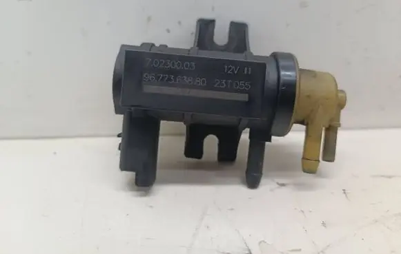 Peugeot 508 Turbo solenoid valve 9677363880 70230003 23T055