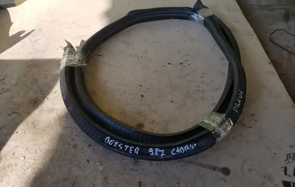 Porsche Boxster 987 Front door rubber seal