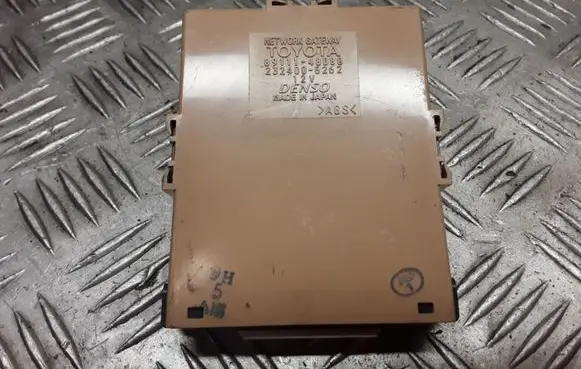 Lexus RX 330 - 350 - 400H Other control units/modules 2324005262 8911148080