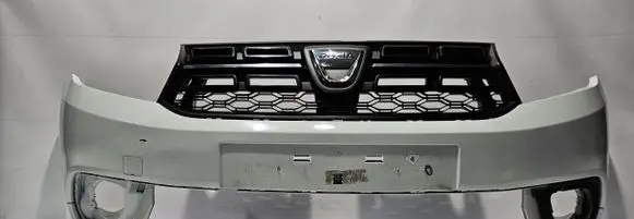 Renault Sandero II Front bumper upper radiator grill 620223900R