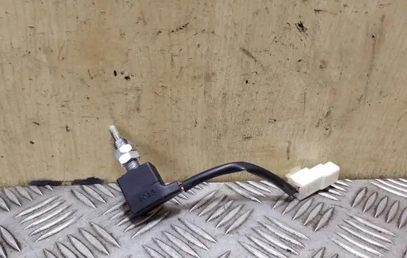 KIA Sportage Brake pedal sensor switch