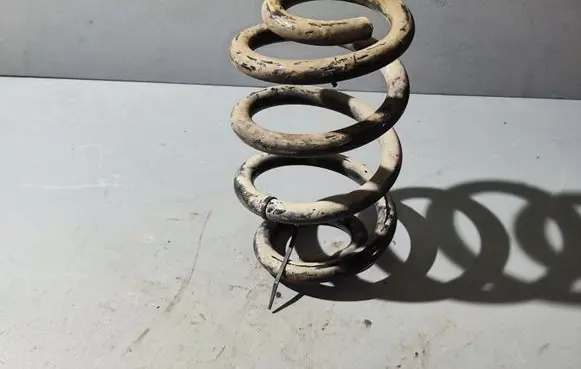 Renault Master II Front coil spring 7700302106