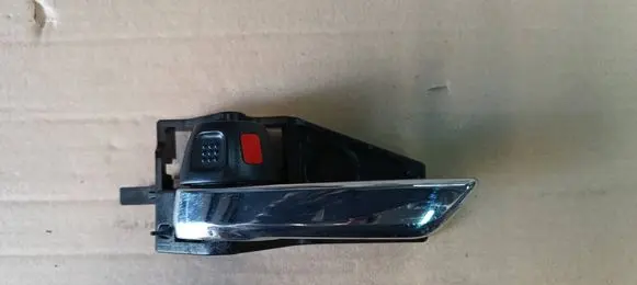 Suzuki Swift III Front door interior handle SUZUKISWIFT