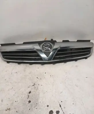 Opel Zafira B Front bumper upper radiator grill 13247331