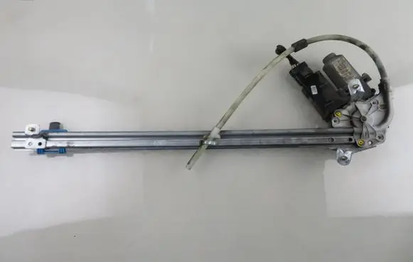 Rear door window regulator with motor