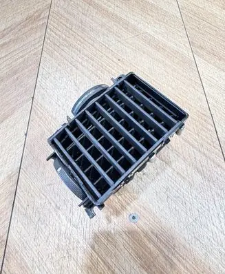 Chevrolet Epica Dash center air vent grill 80480148 20100319