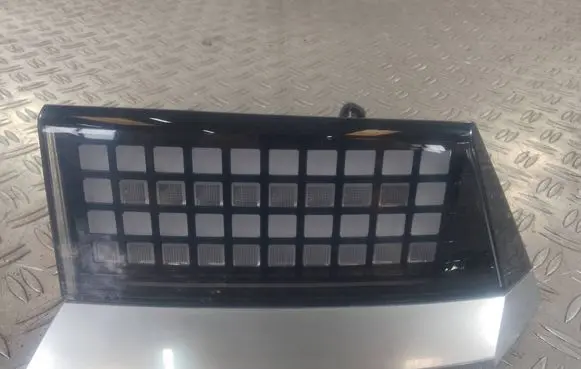 Rear/tail lights