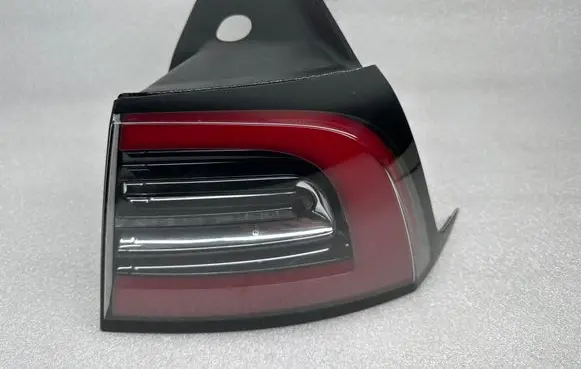Tesla Model 3 Rear/tail lights 1077398 1077400
