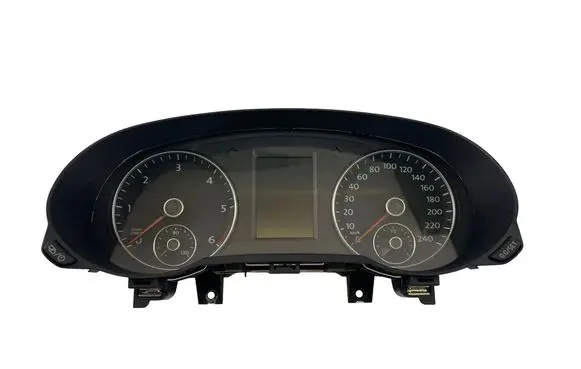 Volkswagen Sharan Speedometer (instrument cluster) 7N0920870J