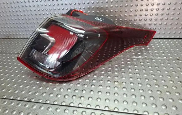 Opel Crossland X Rear/tail lights S27639081 2SD2237