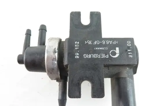 Volkswagen Golf IV Valve vacuum 72290320 1J0906627
