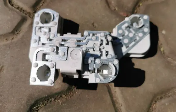 Volvo V50 Tail light bulb cover holder 27168008