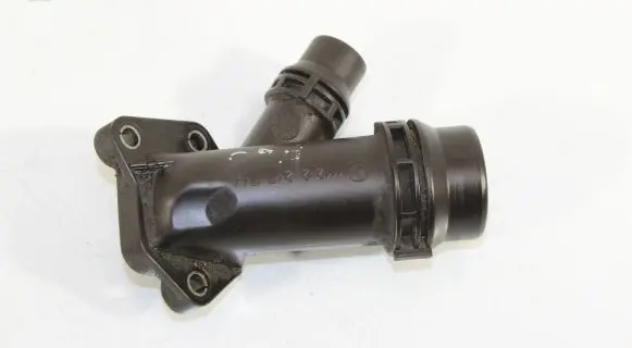 BMW 5 E60 E61 Engine coolant pipe/hose 11122247744 2247744