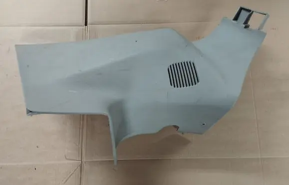 (D)pillar trim (top)