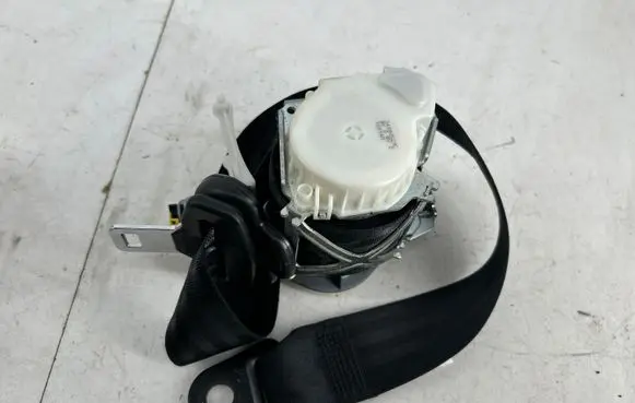 MG MG3 II Rear seatbelt buckle 654556075 34090529C 34184970B