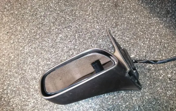 Toyota Avalon XX20 Front door electric wing mirror