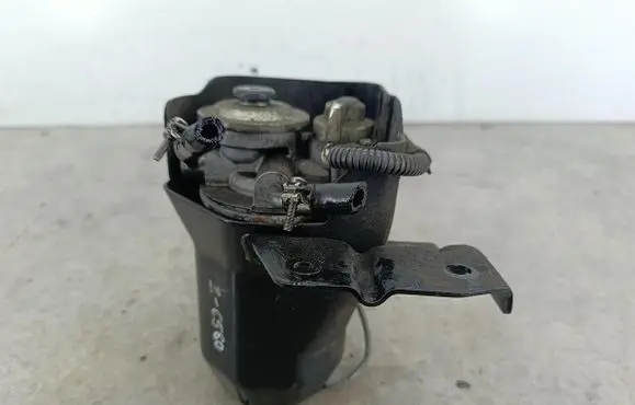 Subaru Legacy Fuel filter housing 42072AJ110