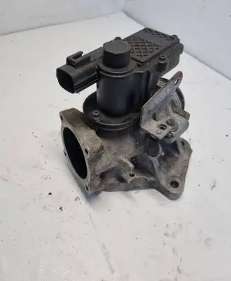 Volvo S80 EGR valve 30774813 70056104 06T347