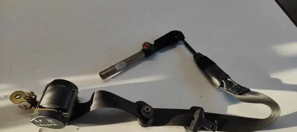 Renault Laguna II Front seatbelt 049084