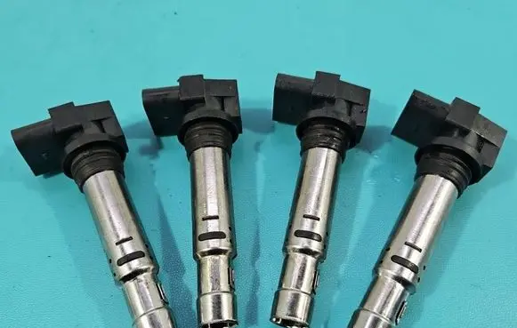 Volkswagen Scirocco High voltage ignition coil R0401S00403 IMPRK1567728