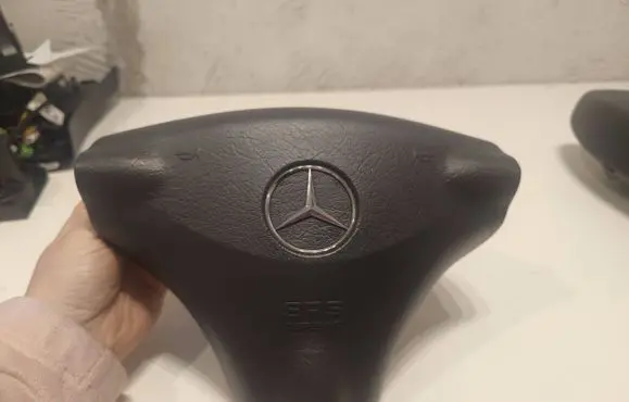 Mercedes-Benz A W168 Steering wheel airbag 1684600298