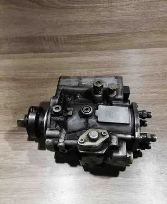 Opel Vectra B Fuel injection high pressure pump 0470504002 90501098002 633418413709