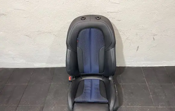 BMW 1 F40 Front driver seat 