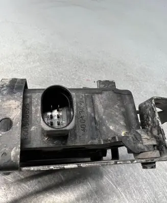 Audi A3 S3 8P Central locking vacuum pump 1K0906279B