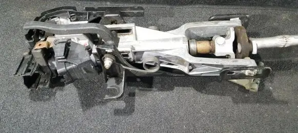 Steering wheel axle
