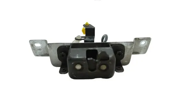 Nissan Pathfinder R50 Tailgate/trunk/boot lock/catch/latch