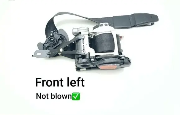 Porsche Macan (95B) Front seatbelt 307482410