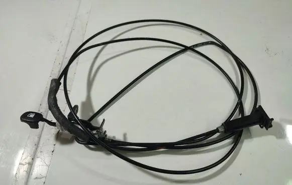 Hyundai i30 Fuel tank opening switch 