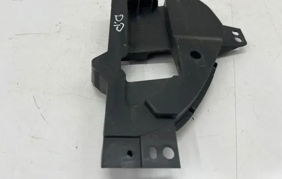 Mazda CX-30 Front bumper mounting bracket DFR5-501U1