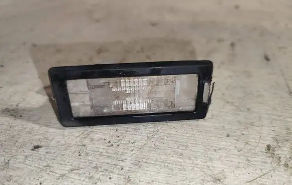 Renault Scenic II - Grand scenic II Number plate light 8200013577f