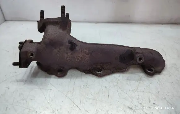 Honda Civic IX Exhaust manifold