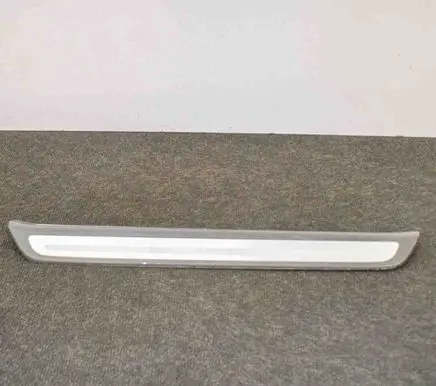 Audi Q3 8U Front sill trim cover 8U0853373A 8U0853373