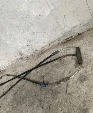 Mini One - Cooper F56 F55 Hand brake release cable 