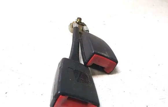 Audi A4 S4 B7 8E 8H Rear seatbelt buckle 8E0857739010