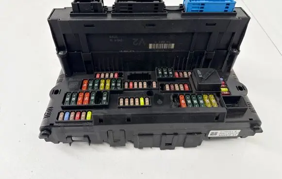 BMW X1 E84 Fuse module 9252815