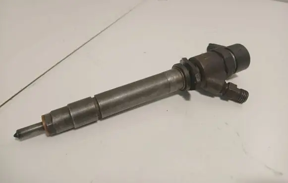 Volvo XC90 Fuel injector 0445110078