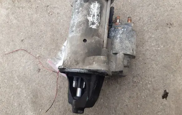 Ford Focus Starter motor YS4U11000AB