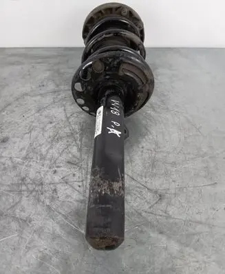 BMW 1 F40 Front shock absorber/damper 6884817 6860786 689261702