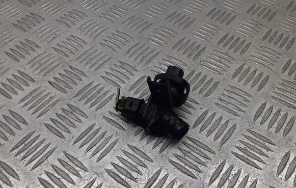 Opel Insignia A Coolant fan relay 55568910