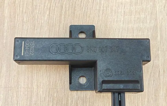Audi A6 S6 C7 4G Keyless (KESSY) go control unit/module 8K0907247