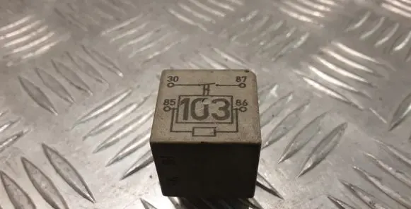 Audi A3 S3 8P Other relay 357911253