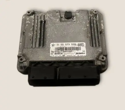 Opel Insignia A Engine control unit/module 55573539 55573560 0281015774