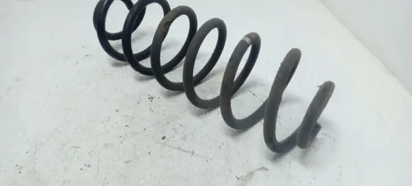Volkswagen Golf Plus Rear coil spring