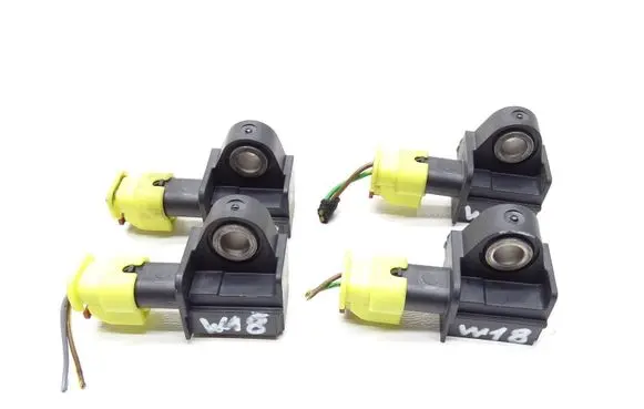 Skoda Octavia Mk3 (5E) Airbag deployment crash/impact sensor 5Q0959651