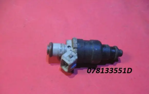 Audi A6 S6 C4 4A Fuel injector 078133551D