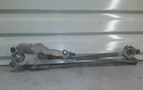 Front wiper linkage and motor